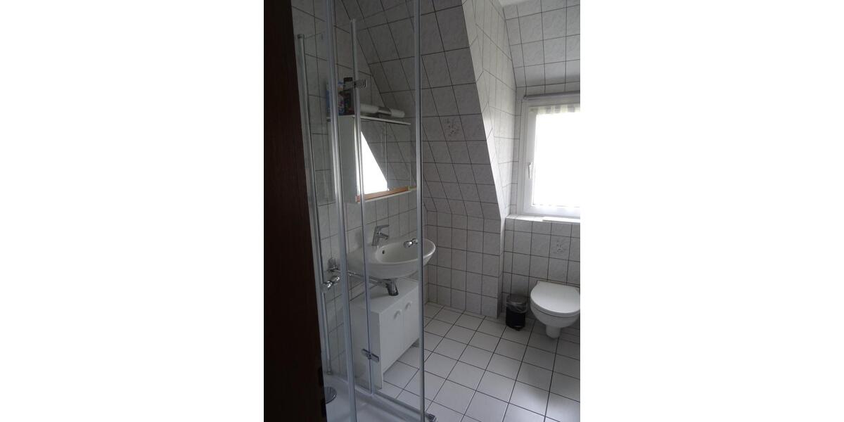 Dachgeschoßwohnung Schwerte - 3.5 Zimmer, 67 m&sup2;, 129.000&euro; | Angebot:27407904