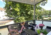 Modernisierte 2-Zimmer-Wohnung mit großzügigen Balkon