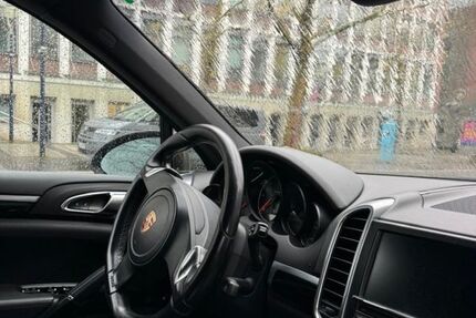 Porsche Cayenne 196.000 km 22.990 € Dortmund 44339
