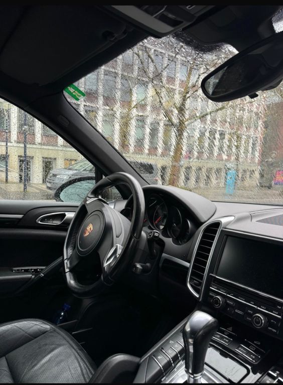 Porsche Cayenne 196.000 km 22.990 € Dortmund 44339