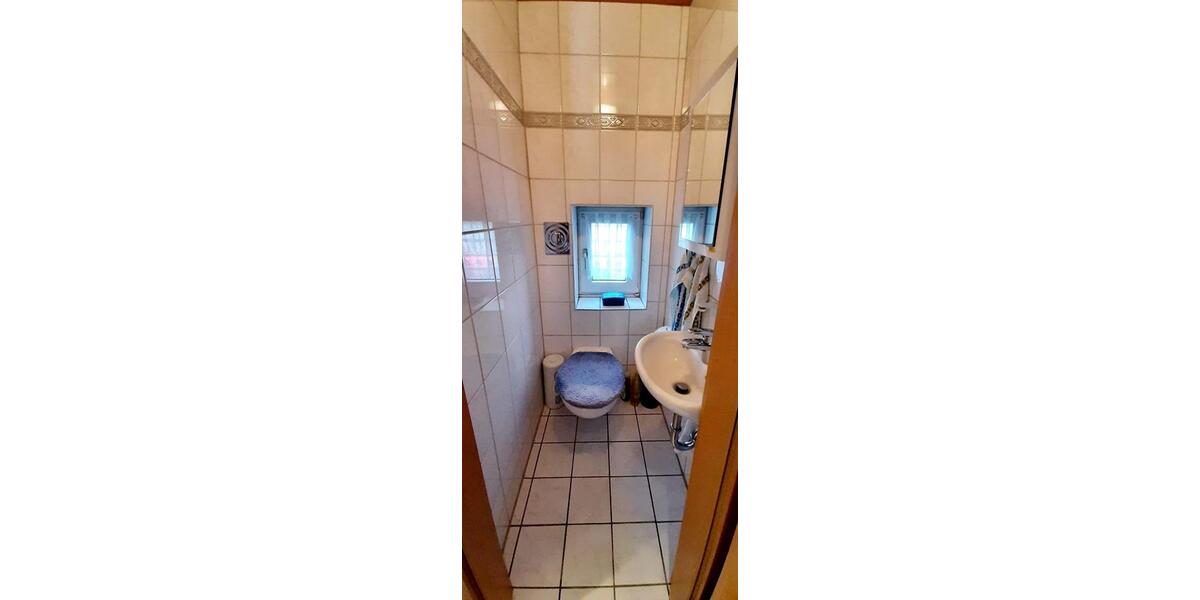 Doppelhaushälfte mit viel Platz und großem Garten ohne Provision 5 zimmer