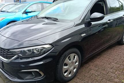 Fiat Tipo 328.000 km 2.990 &euro; Recklinghausen 45659