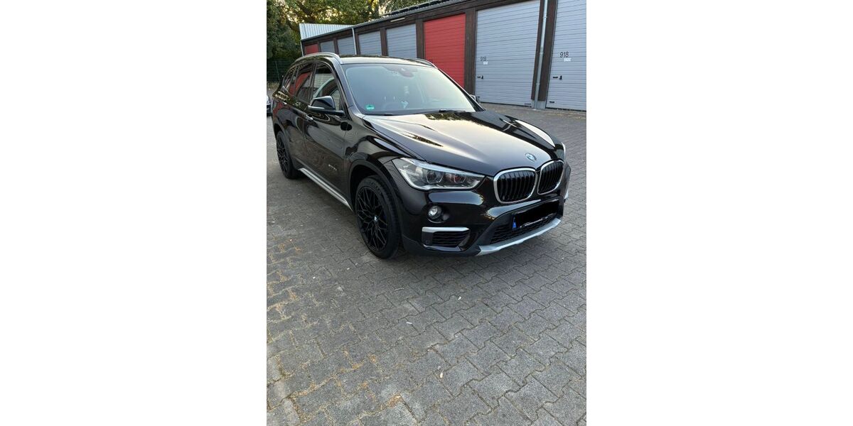 BMW X1 196.450 km 11.700 &euro; Gelsenkirchen 45897