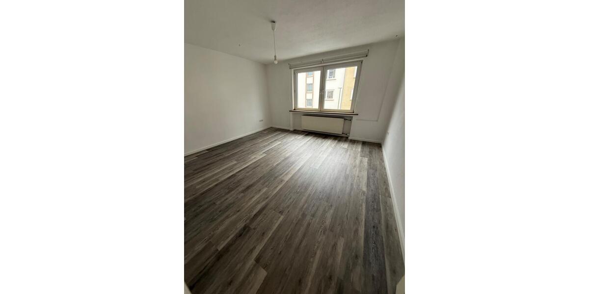Etagenwohnung Essen Stadtbezirk II - 2 Zimmer, 60 m&sup2;, 780&euro; | Angebot:25660341