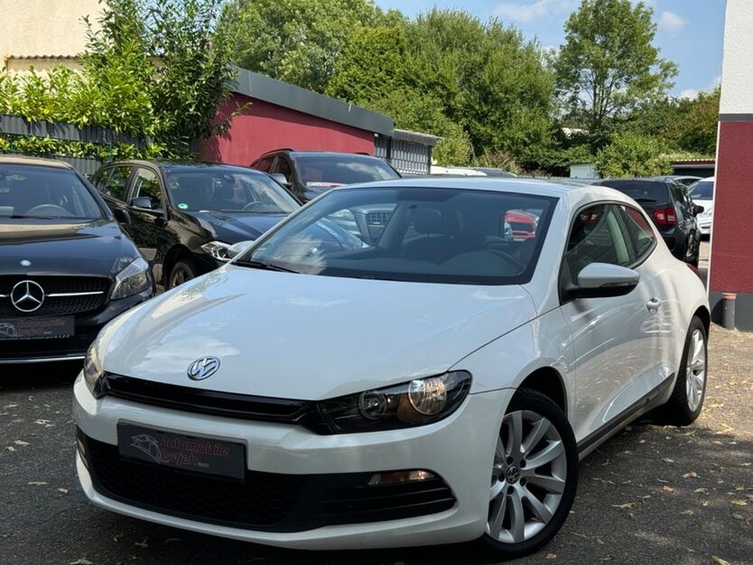 VW Scirocco 96.000 km 7.450 € Castrop-Rauxel 44575