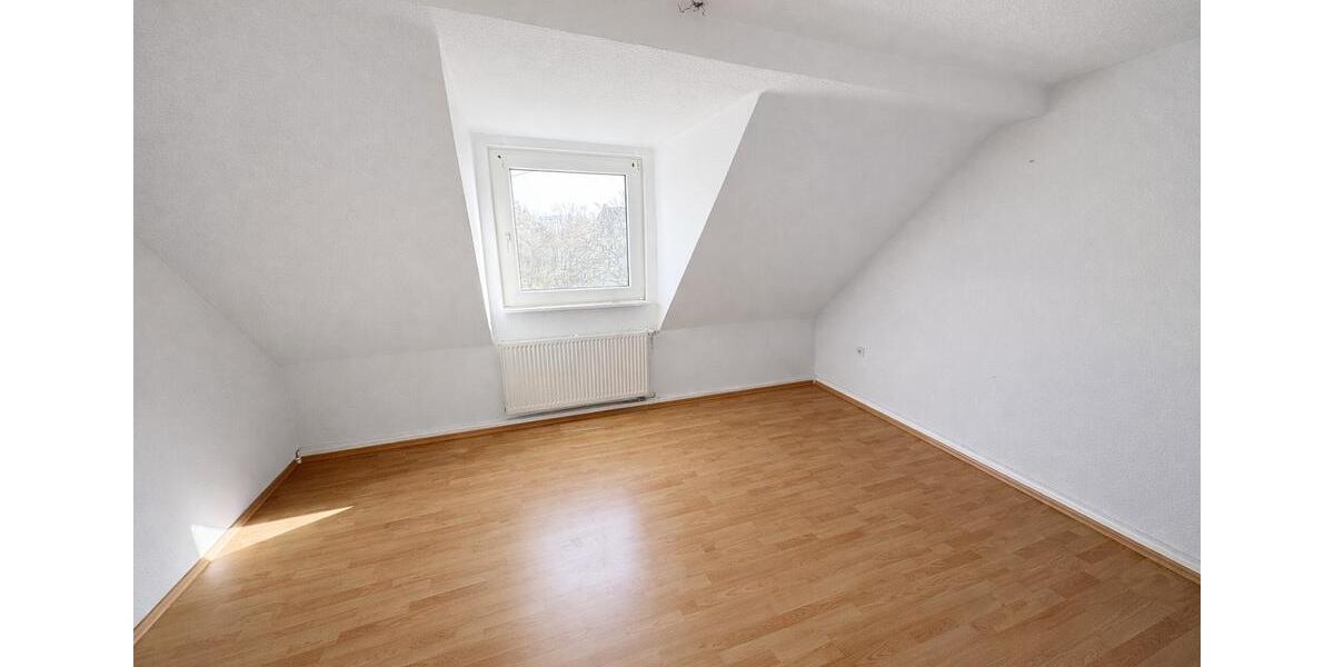 Dachgeschoßwohnung Bochum Bochum-Mitte - 2 Zimmer, 50 m&sup2;, 370&euro; | Angebot:25757009