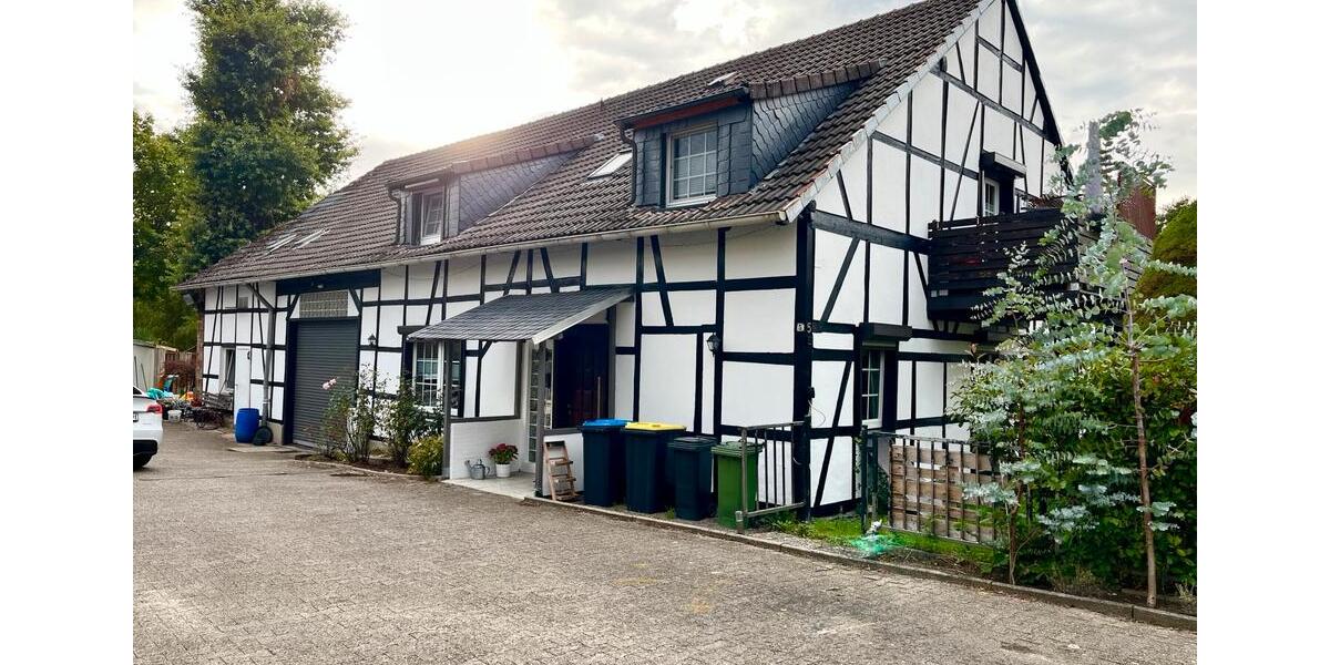 Einfamilienhaus Schwerte - 7 Zimmer, 180 m&sup2;, 450.000&euro; | Angebot:26818638