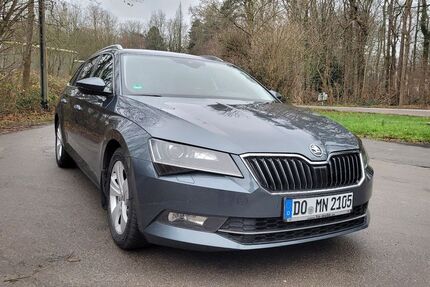Skoda Superb 196.000 km 18.300 &euro; Dortmund Berghofen 44269