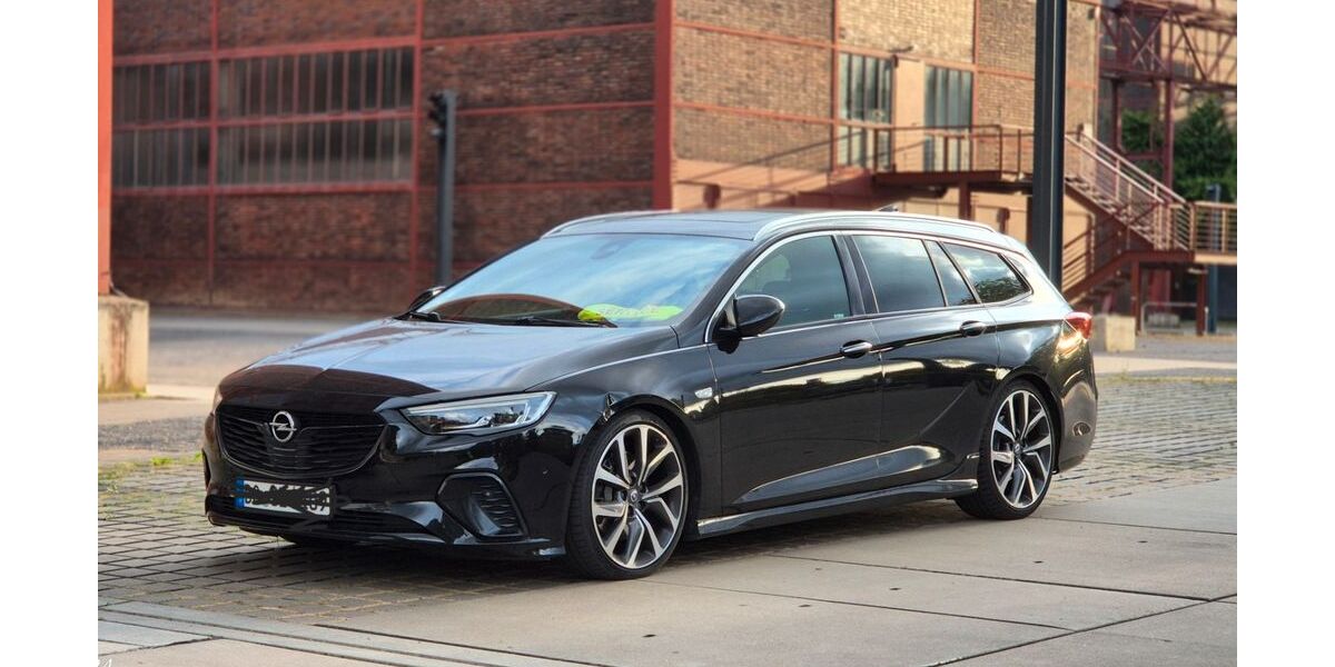 Opel Insignia 109.000 km 18.900 &euro; Bochum 44791