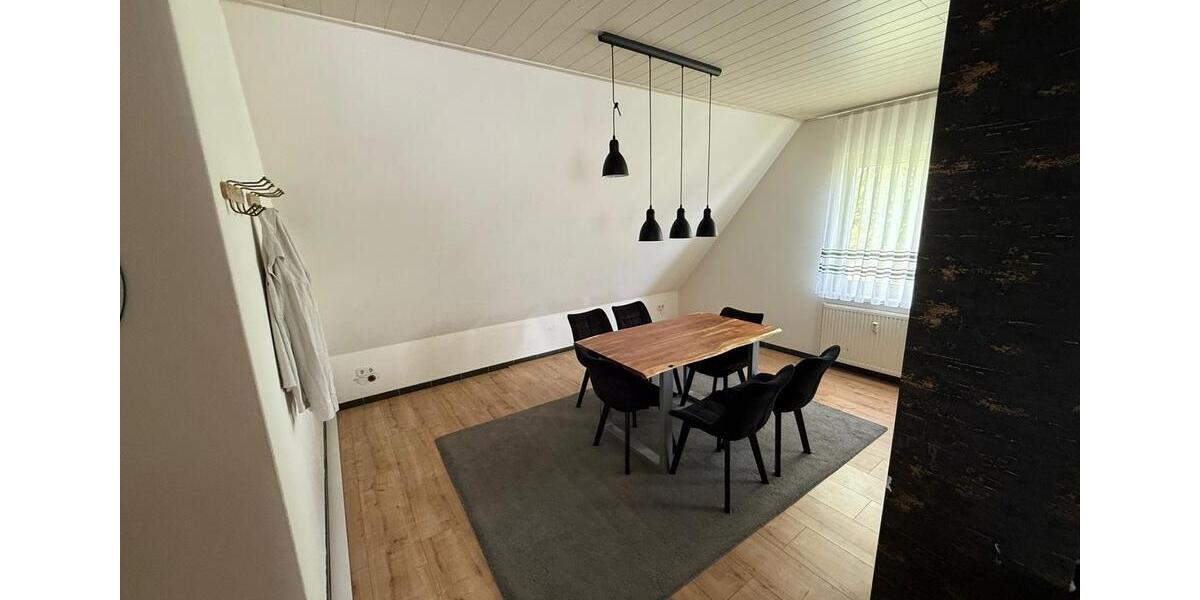 Dachgeschoßwohnung Herne Wanne - 4 Zimmer, 90 m&sup2;, 990&euro; | Angebot:26414659