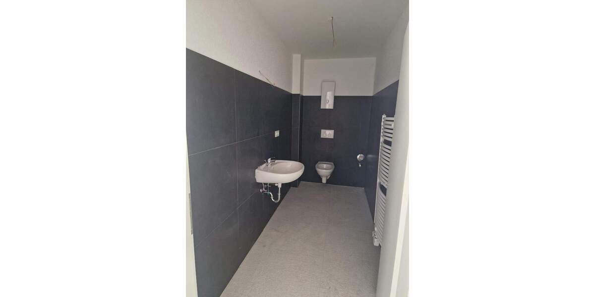 Gewerbeobjekt Essen Karnap - 1 Zimmer, 1.200&euro; | Angebot:25798472