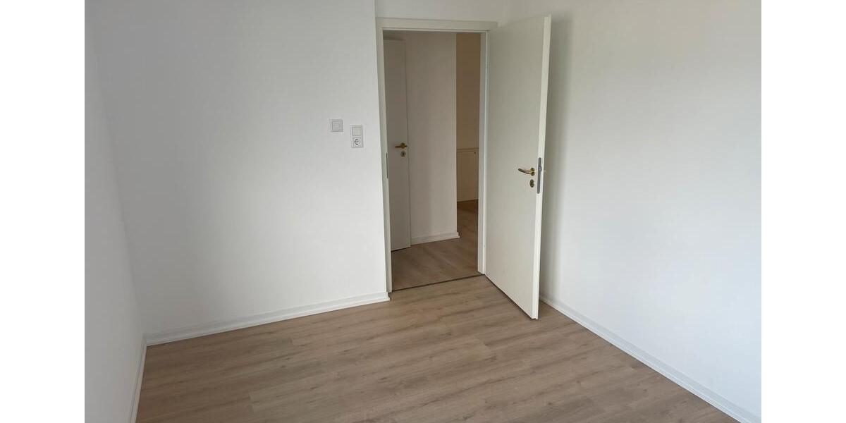 Etagenwohnung Wuppertal Gemarkung Barmen - 3 Zimmer, 77 m&sup2;, 750&euro; | Angebot:25822590