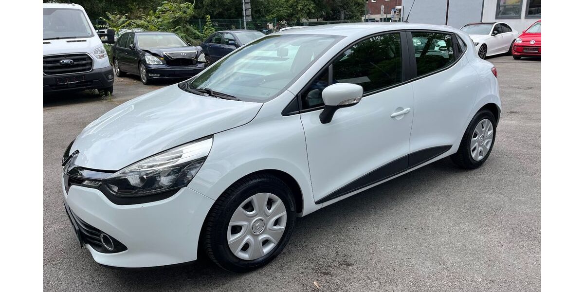 Renault Clio 123.562 km 3.900 &euro; Oberhausen 46045