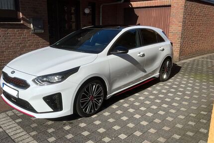 Kia ceed / Ceed 43.000 km 21.400 &euro; Oberhausen 46047