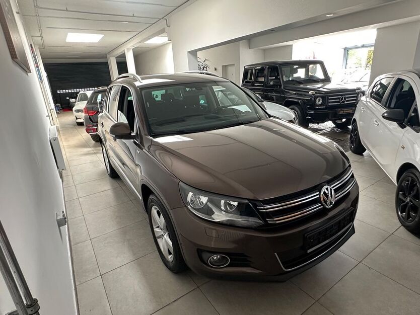 VW Tiguan 80.000 km 11.900 € Schwerte 58239