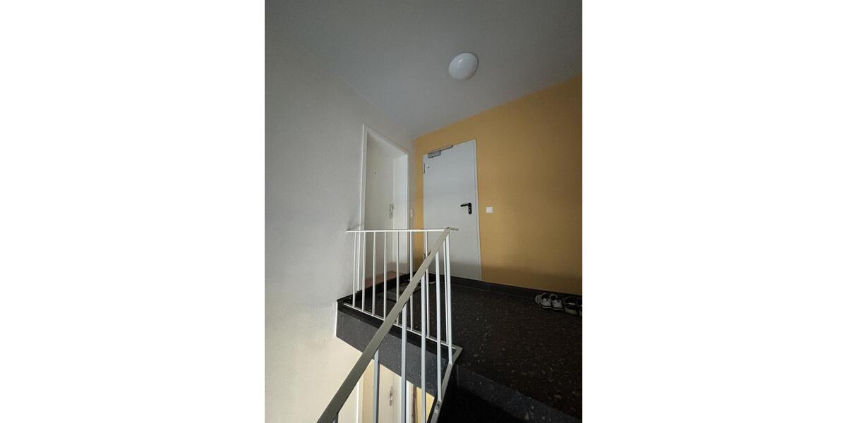 Dachgeschoßwohnung Lünen Alstedde - 2.5 Zimmer, 61 m&sup2;, 582&euro; | Angebot:25627119