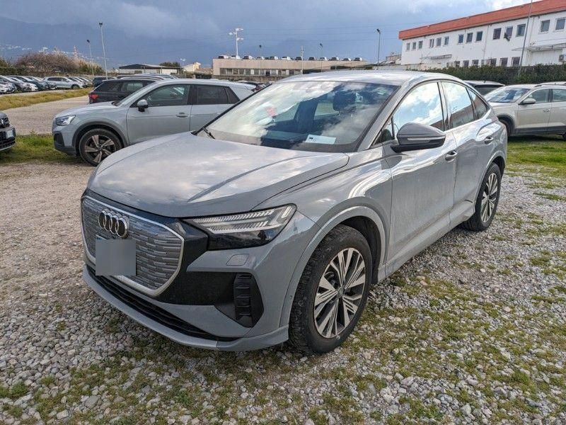 Q4 e-tron