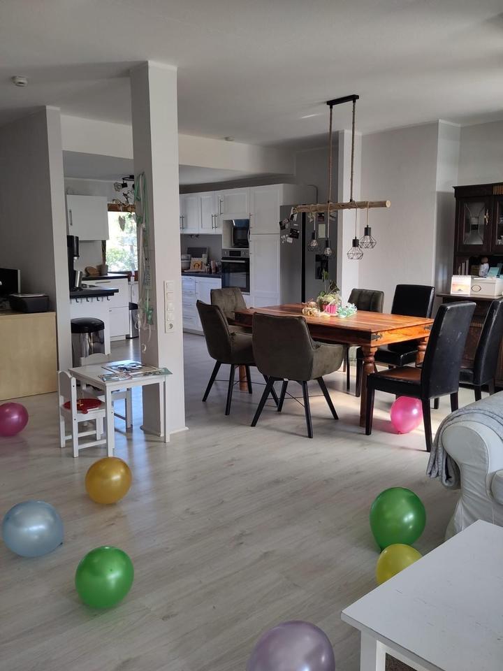 5-Zimmer Maisonette-Wohnung 113qm mit Balkon 2 Bäder, Einbauküche