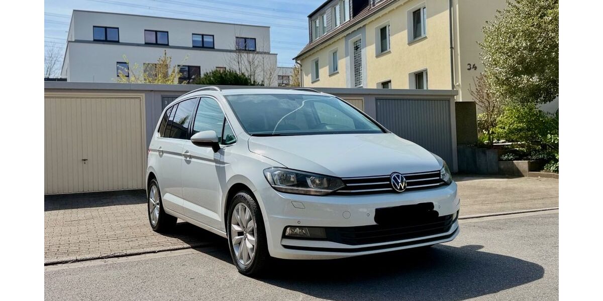 VW Touran 92.000 km 16.000 &euro; Bottrop 46236