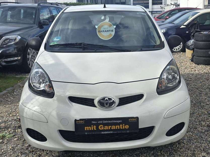Toyota Aygo 125.931 km 2.500 € Essen 45139