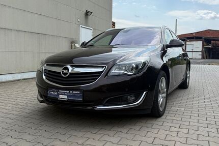 Opel Insignia 121.427 km 7.999 &euro; Gelsenkirchen 45891