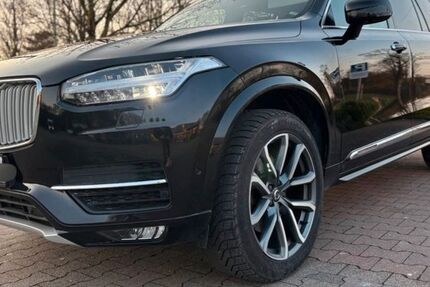 Volvo XC90 139.840 km 29.950 &euro; Essen 45357