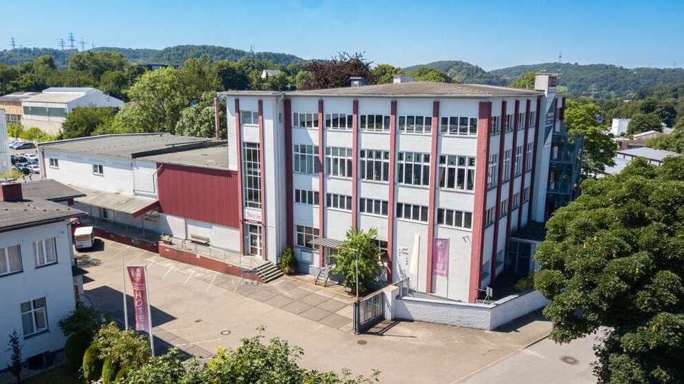 Halle in Hattingen 8.664 € 1083 m²