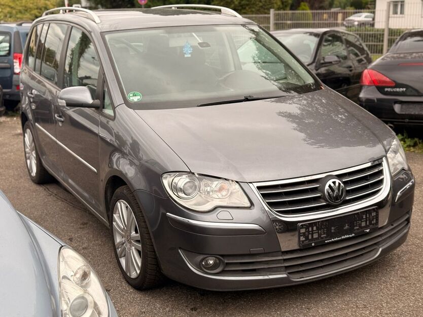 VW Touran 217.000 km 3.000 € Essen 45326