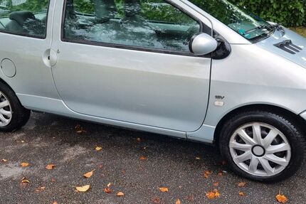 Renault Twingo 230.000 km 1.200 &euro; Wuppertal 42287