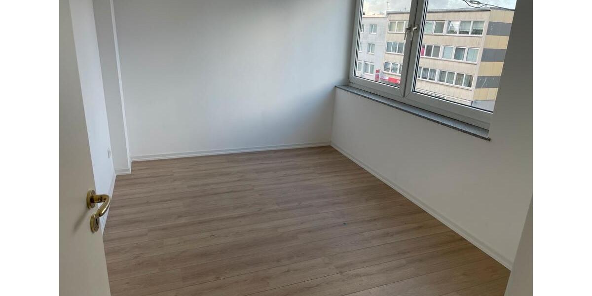 Etagenwohnung Wuppertal Gemarkung Barmen - 3 Zimmer, 77 m&sup2;, 750&euro; | Angebot:25822590