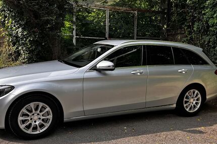 Mercedes-Benz C 250 103.000 km 17.500 &euro; Essen 45307