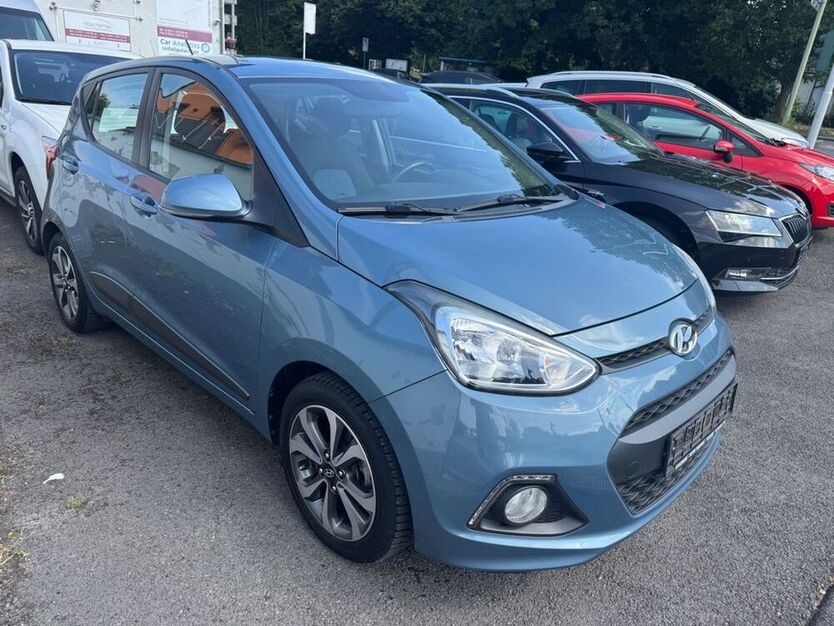 i10