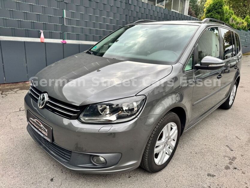 VW Touran 232.000 km 6.250 € Essen 45141