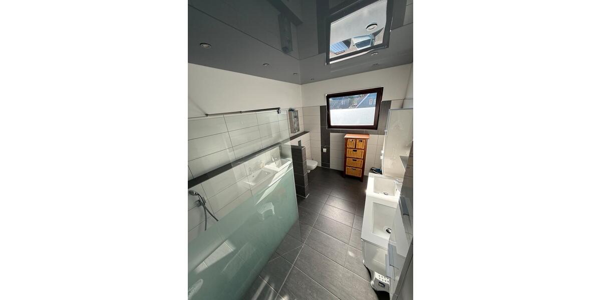 Einfamilienhaus Bochum Günnigfeld - 10 Zimmer, 242 m&sup2;, 650.000&euro; | Angebot:25255964