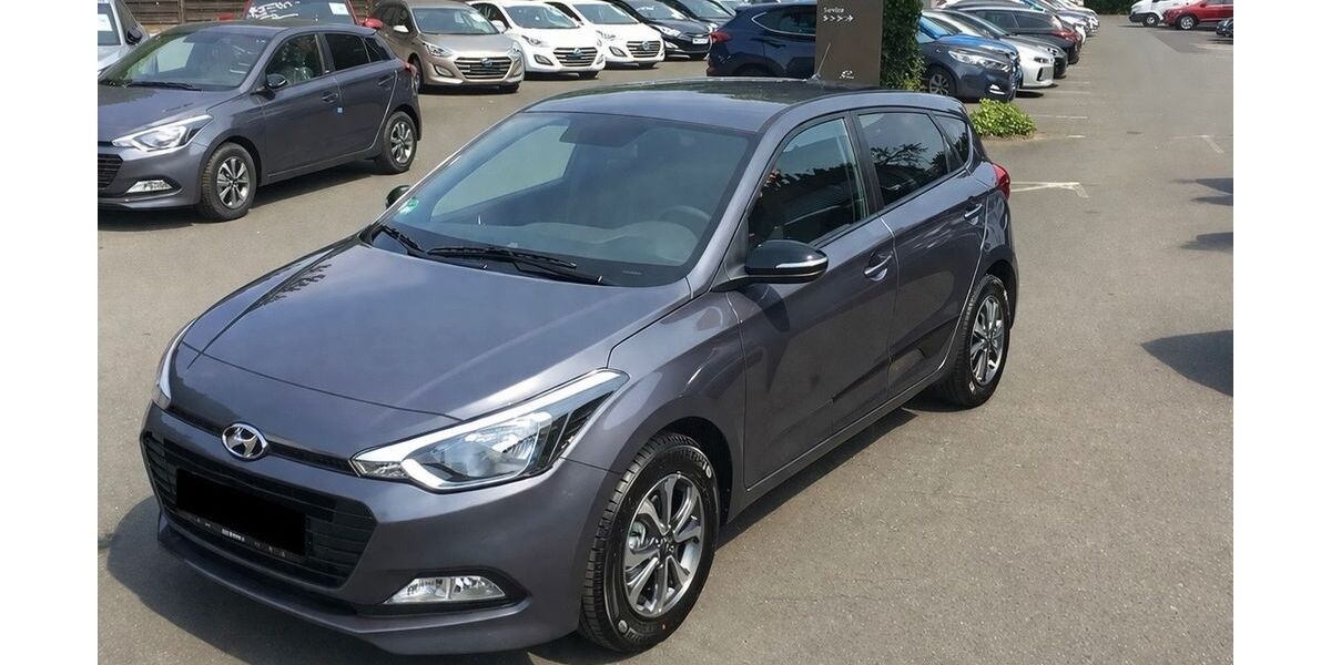 Hyundai i20 75.500 km 9.200 &euro; Dortmund 44267