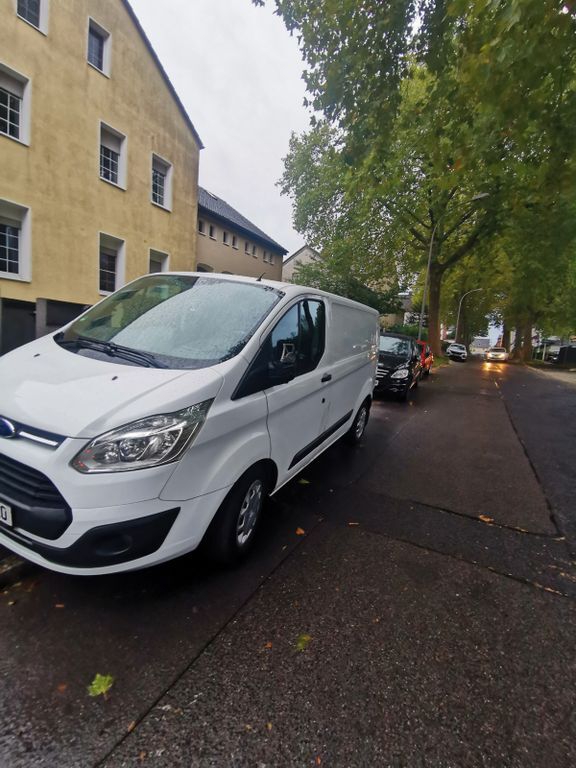 Ford Transit Custom 179.000 km 13.500 € Bochum 44795