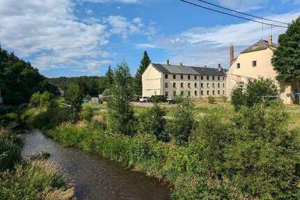 Haus zum Kaufen in Striegistal 79.000 € 797.2 m²