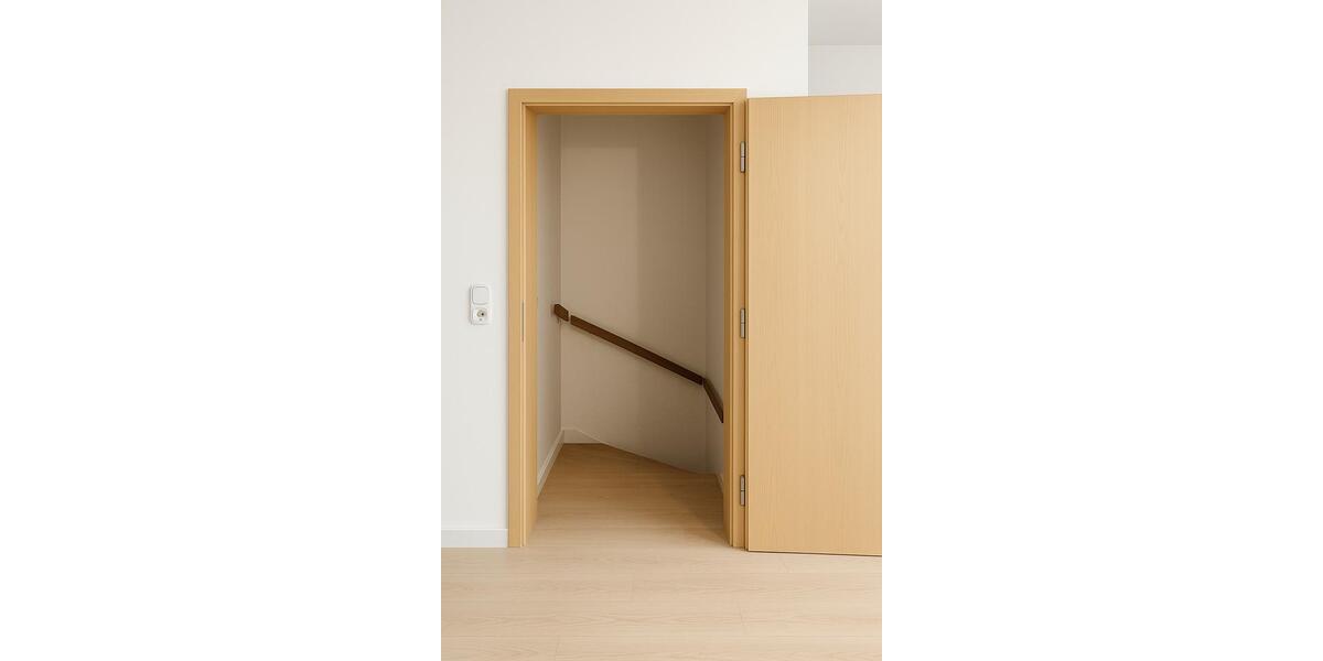 Haus 1-2 Fam. min Garage und Kaufgrund 4 zimmer