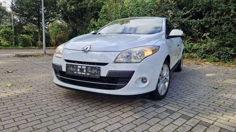 Renault Megane 215.219 km 2.950 € Oberhausen 46149