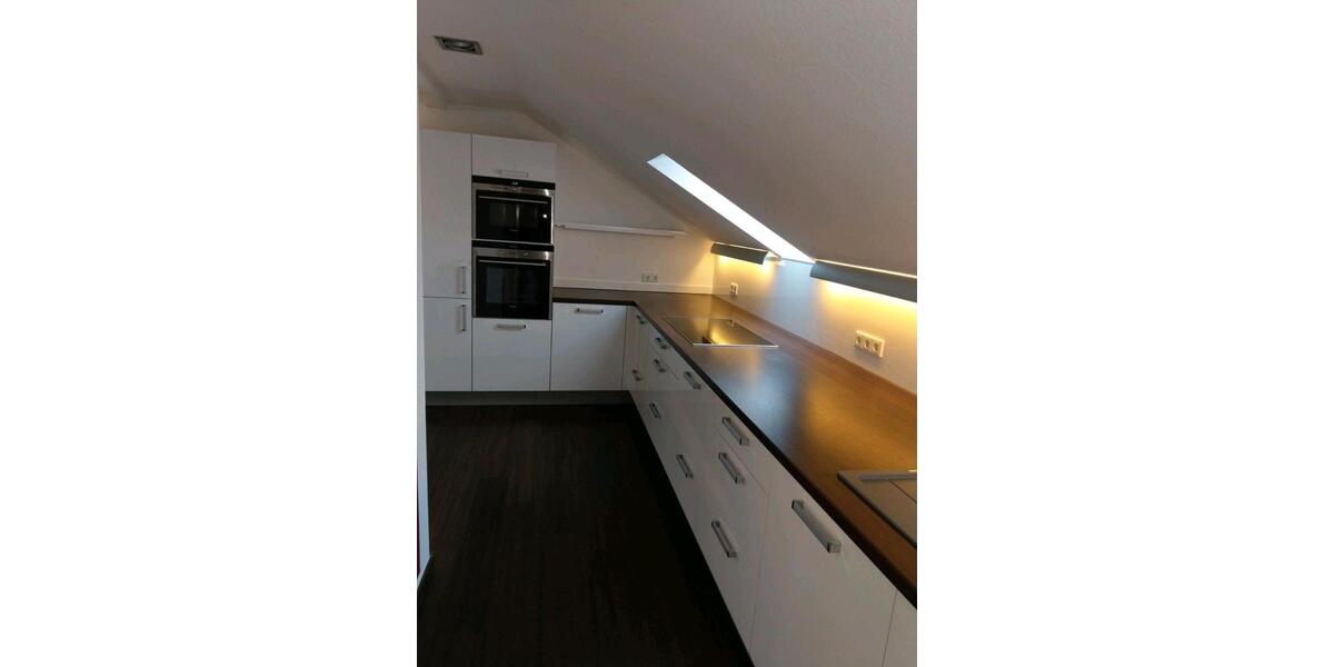 Dachgeschoßwohnung Dortmund Aplerbeck - 2.5 Zimmer, 100 m&sup2;, 900&euro; | Angebot:27552015