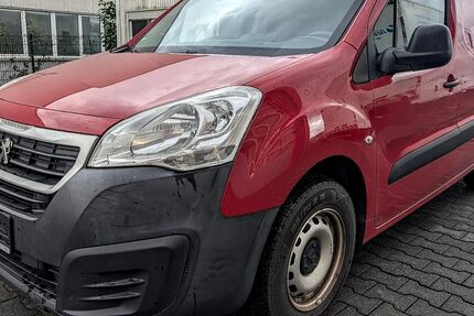 Peugeot Partner 202.000 km 5.890 &euro; Essen 45356