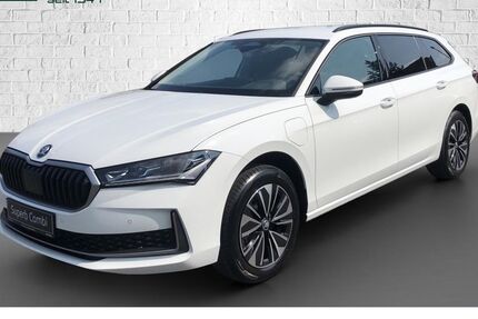 Skoda Superb 11.921 km 47.780 € Iserlohn 58642