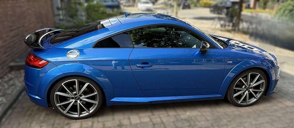 TT