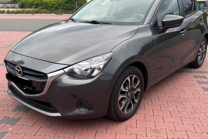Mazda 2 127.000 km 7.950 &euro; wuppertal 42327