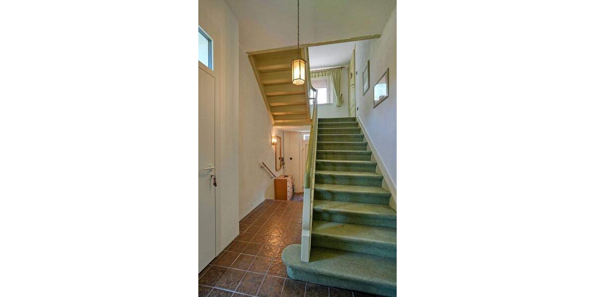 Einfamilienhaus Witten / Stockum Stockum - 7 Zimmer, 154 m&sup2;, 475.000&euro; | Angebot:24042001