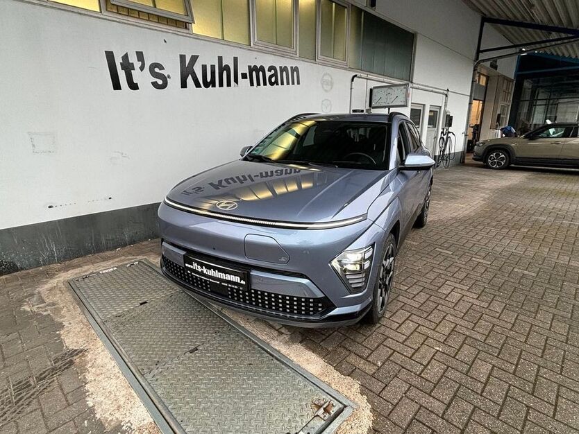 Hyundai KONA 13.500 km 40.900 € Wuppertal 42281