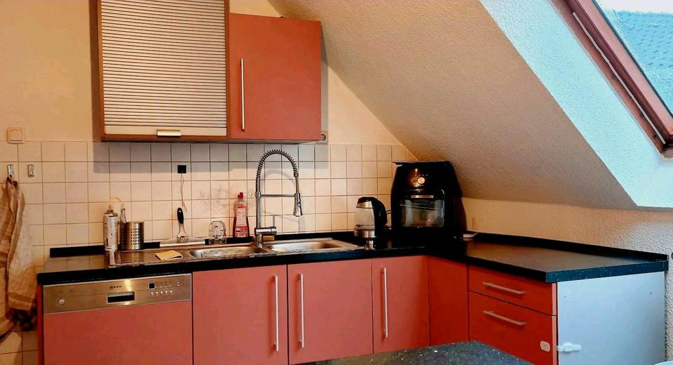 Dachgeschoßwohnung Bochum Höntrop - 3.5 Zimmer, 86 m&sup2;, 775&euro; | Angebot:25784116