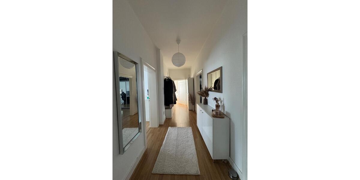 Etagenwohnung Wülfrath - 4 Zimmer, 110 m&sup2;, 975&euro; | Angebot:25656499