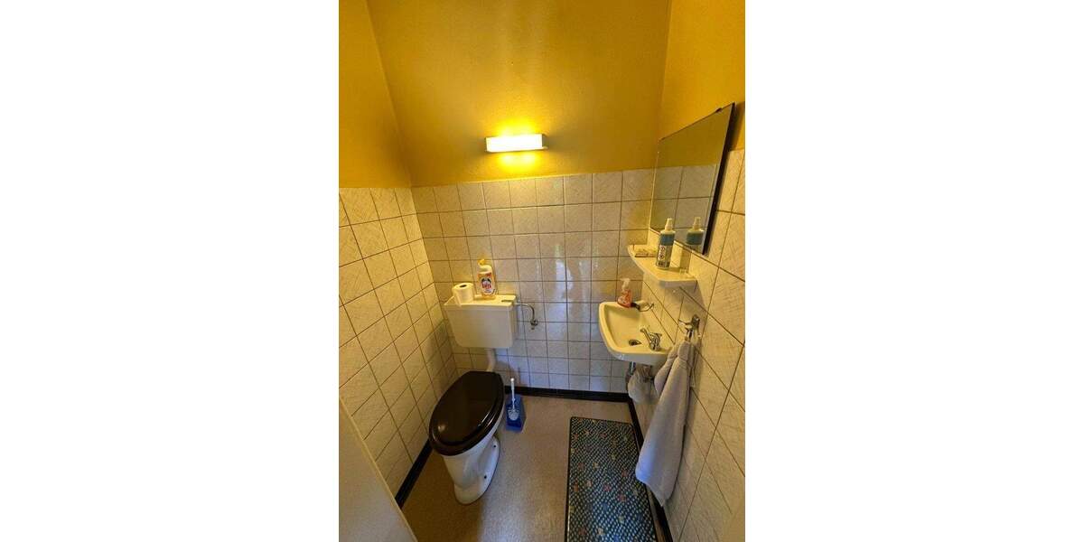 Zwei Zimmer Einlieger Gewerbeeinheit Praxis zimmer