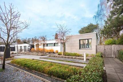 Wohnen auf einer Ebene - exklusives Einfamilienhaus mit beeindruckendem Außenareal in ruhiger Lage 5 zimmer